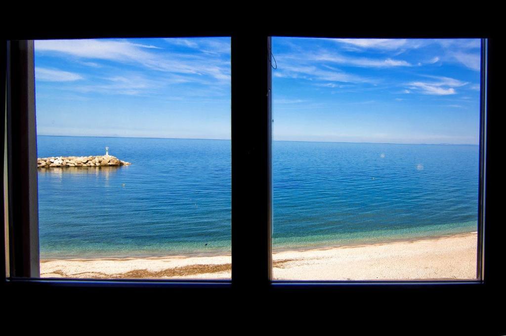 Hotel Manthos Blue Agios Ioannis  エクステリア 写真